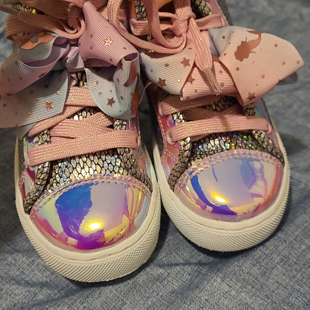 Jo Jo Siwa Sneakers - Picture 5 of 6